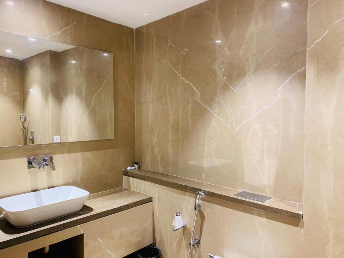 Hotel Bhoomivilas Агра Экстерьер фото